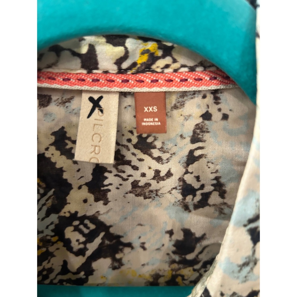 Pilcro Button Down Blouse Multi‎ Abstract Snakeskin Animal Print Top XXS - Picture 3 of 6